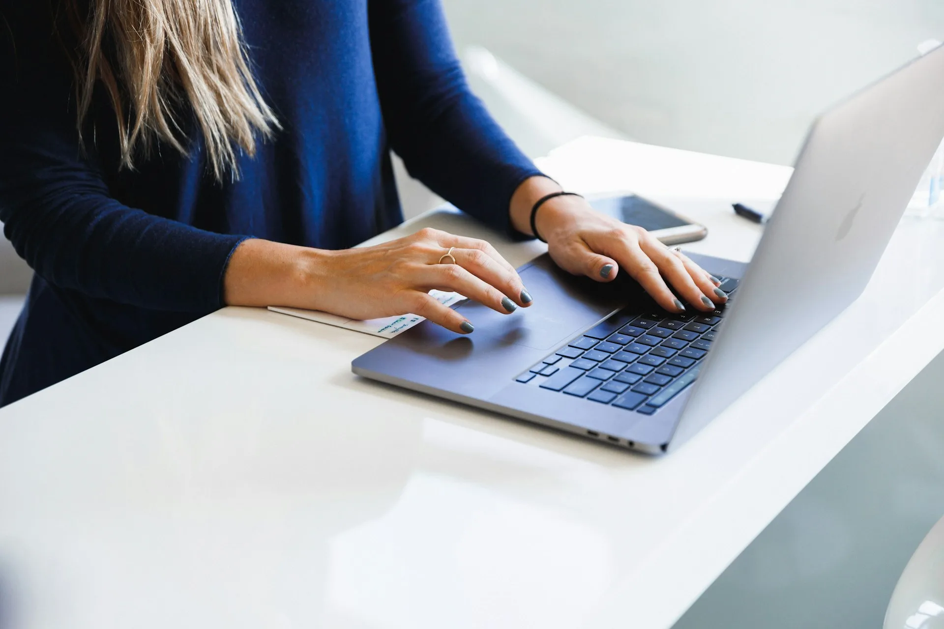 How to Write Useful Posts: Essential Tips for Content Marketing Success