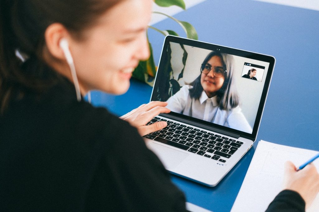 How Can Video And Virtual Events Boost The Success Of Your Online Business Blog