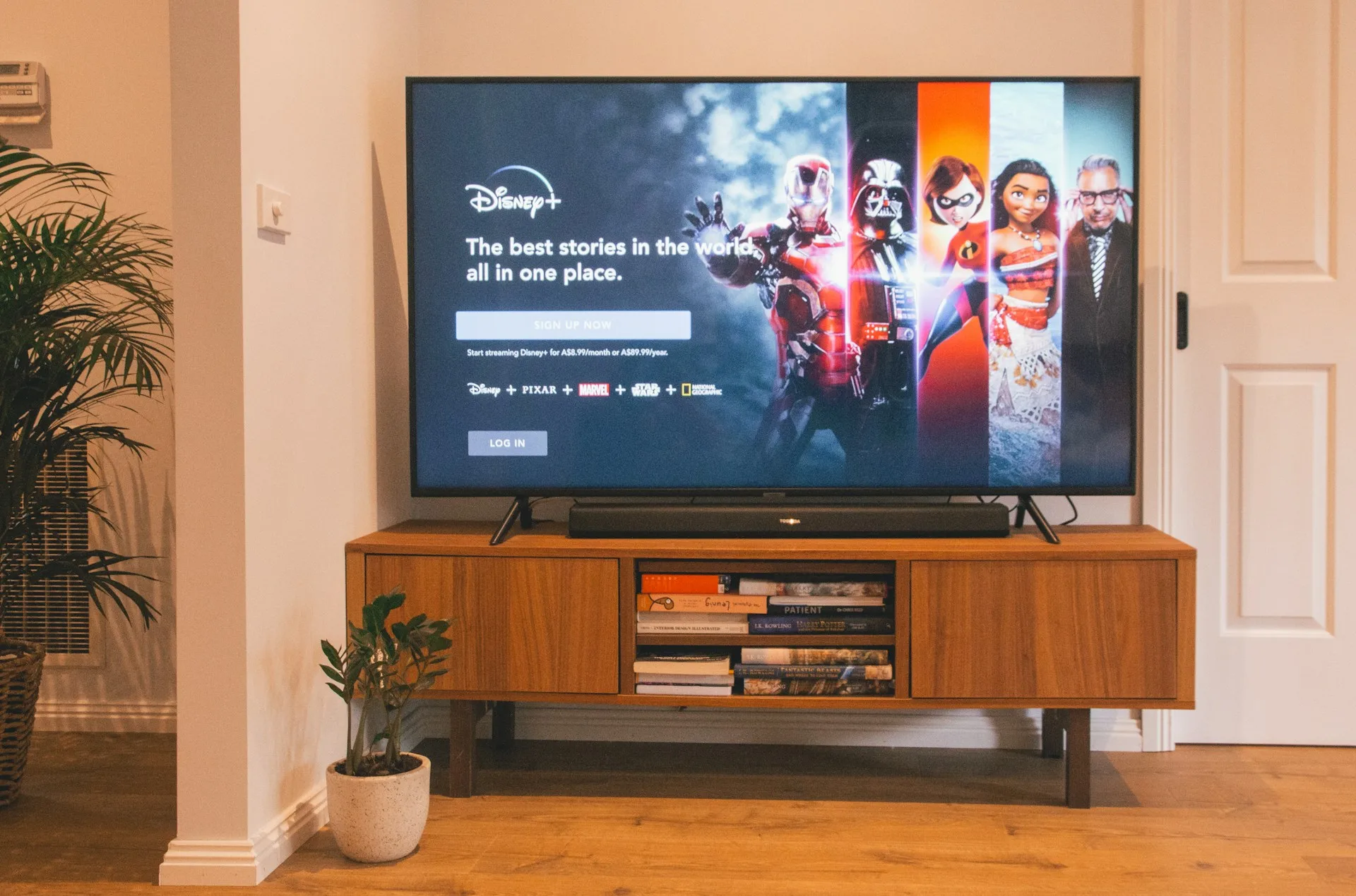 Tv Explaained What Is IPTV? Internet Protocol Television Explained Simply - Woblogger