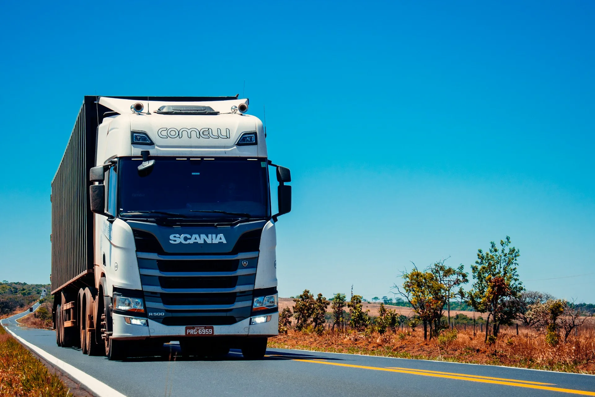 How to Successfully Ship New Merchandise to All Your Branches Across the Country