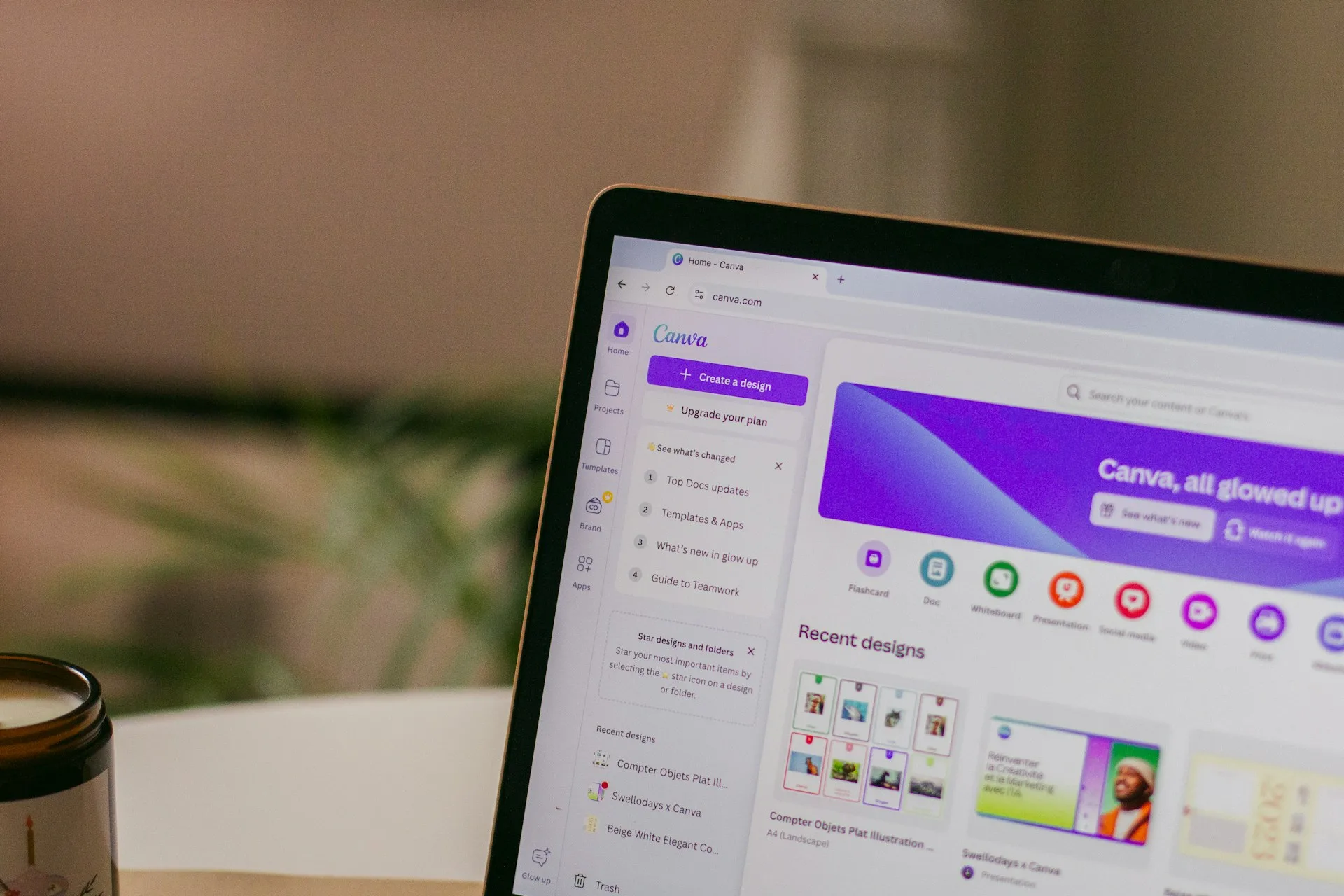 Unlimited Graphic Design: How Bloggers and Creators Keep Up With Visual Content