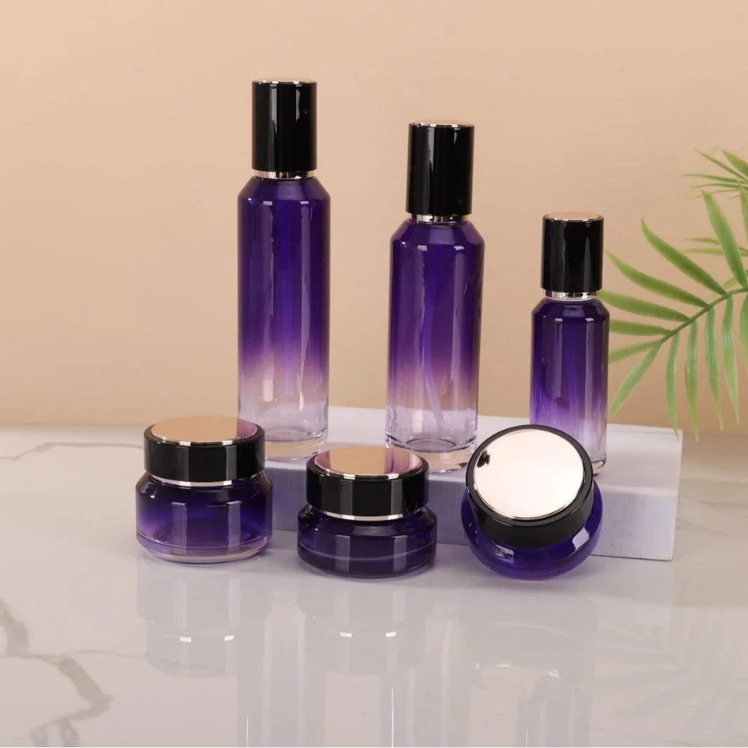 Violet Glass Packaging That Helps Natural Oils Stay Consistent